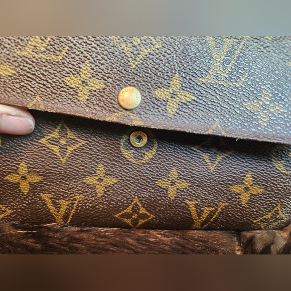 Authentic Louis Vuitton Monogram Pochette Porte - Picture 2 of 8